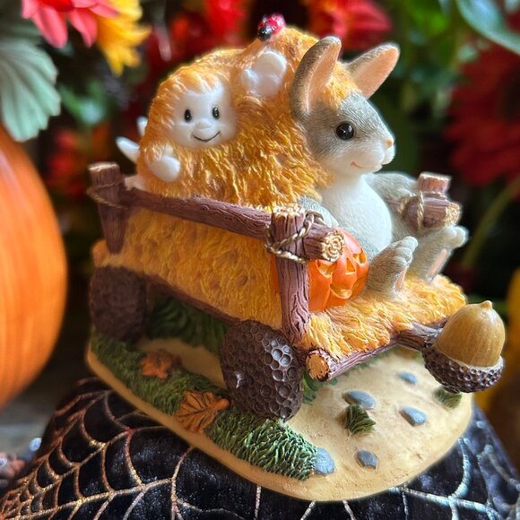 Charming Tails HALLOWEEN “Haunted Hayride” (85/883) - Picture 3 of 11